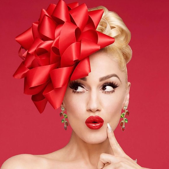 Gingerbread man garland deer colorful light bulbs Earrings Christmas Decoration - Picture 2 of 8